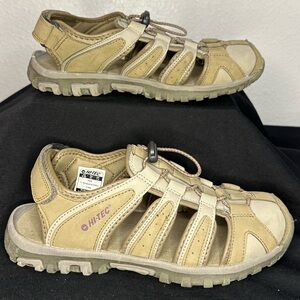 Hi-Tec women’s hiking sandals‎